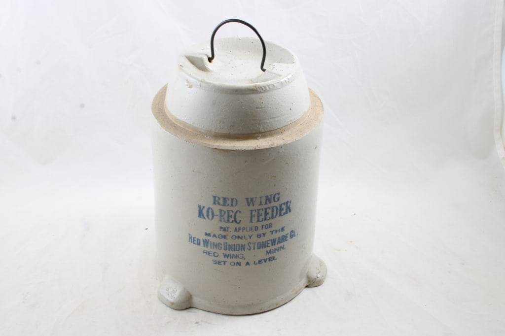 Red Wing  Union Stoneware Ko-Rec Chicken Feeder (1 of 9)