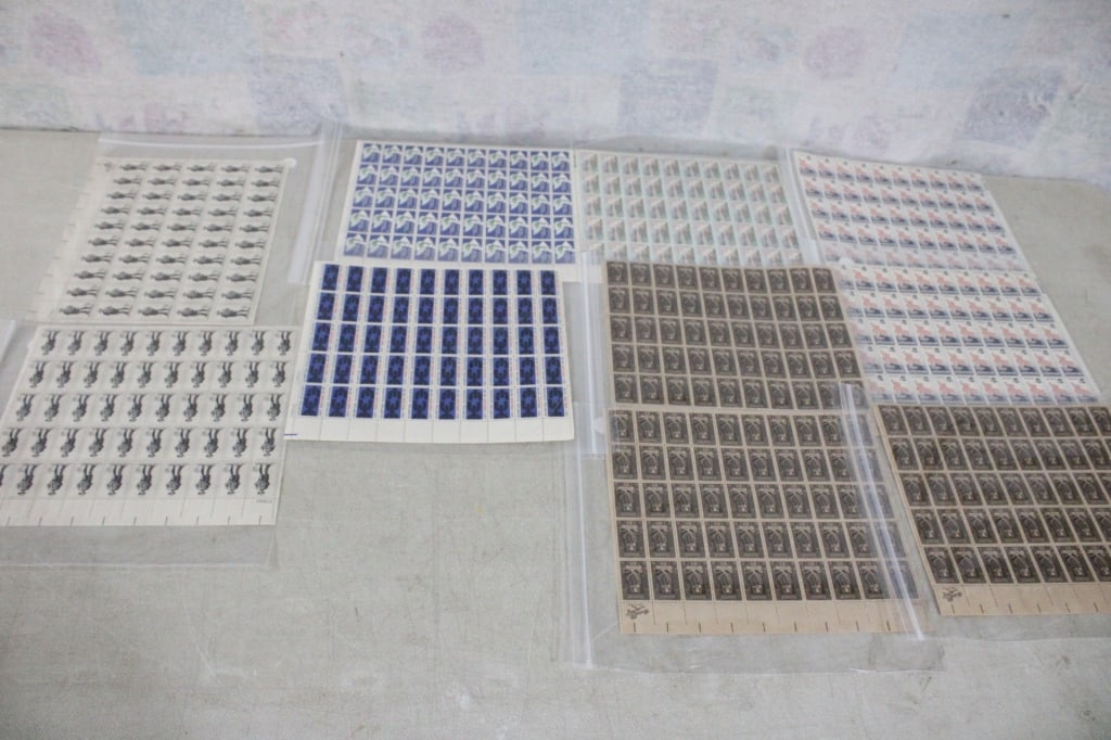 500 U S 5 Cent Postage Stamps Sheets Unposted (1 of 17)