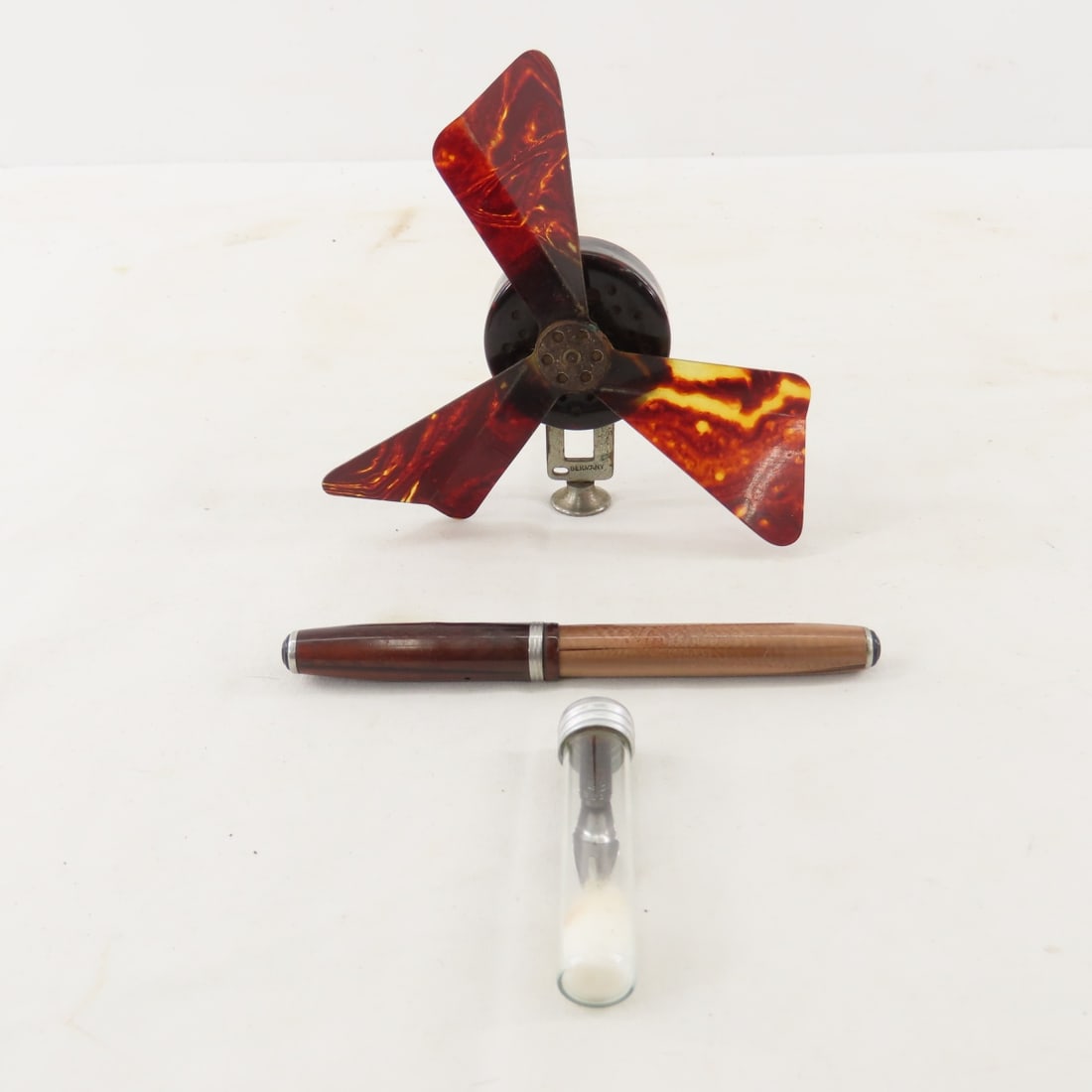 Esterbrook Fountain Pen & Bakelite Pocket Fan (1 of 12)