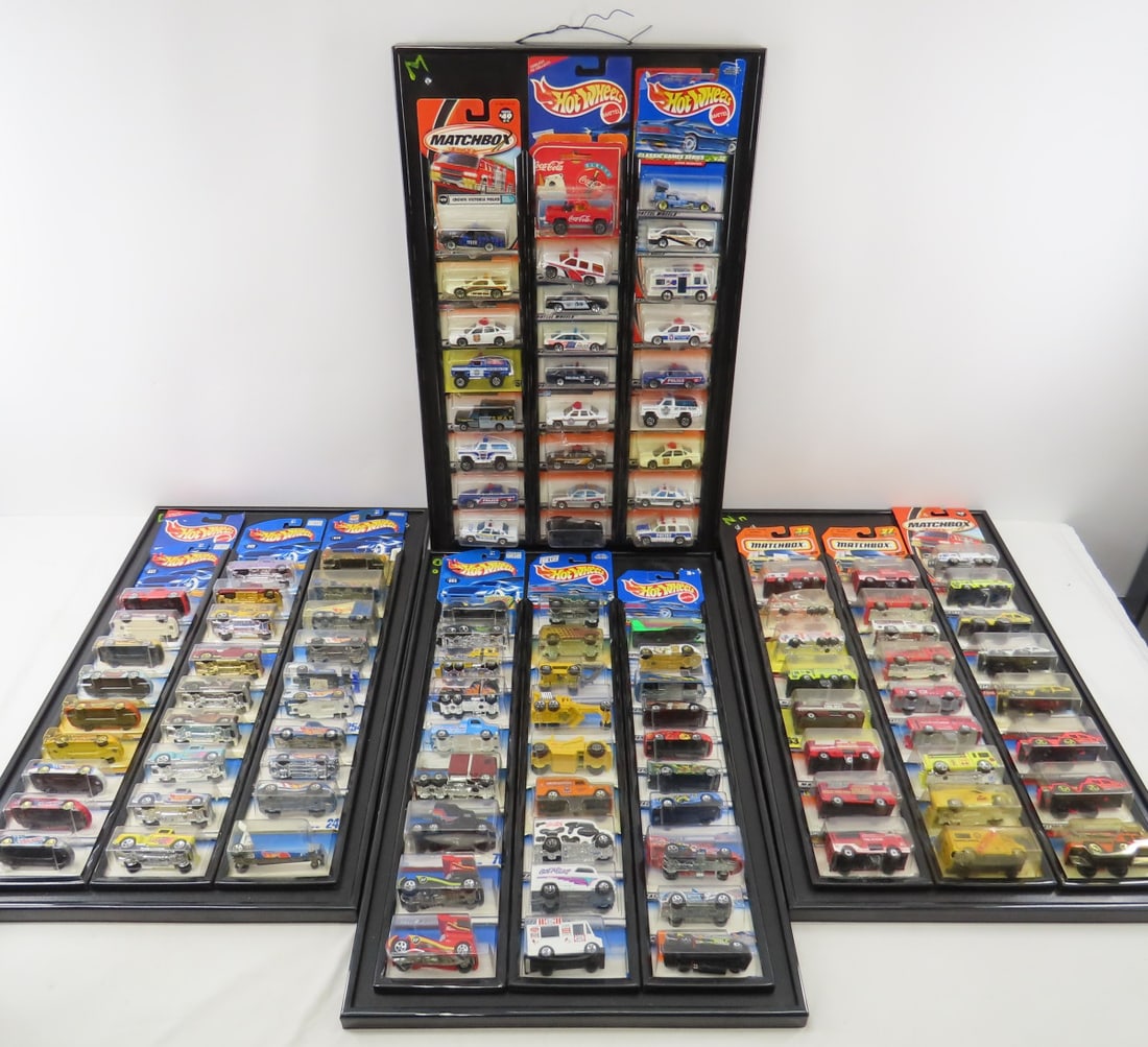 107 Hot Wheels & Matchbox Diecast Cars Carded: 107 Hot Wheels & Matchbox Diecast Cars Carded -On Frames Please ask questions and read terms & conditions before bidding.