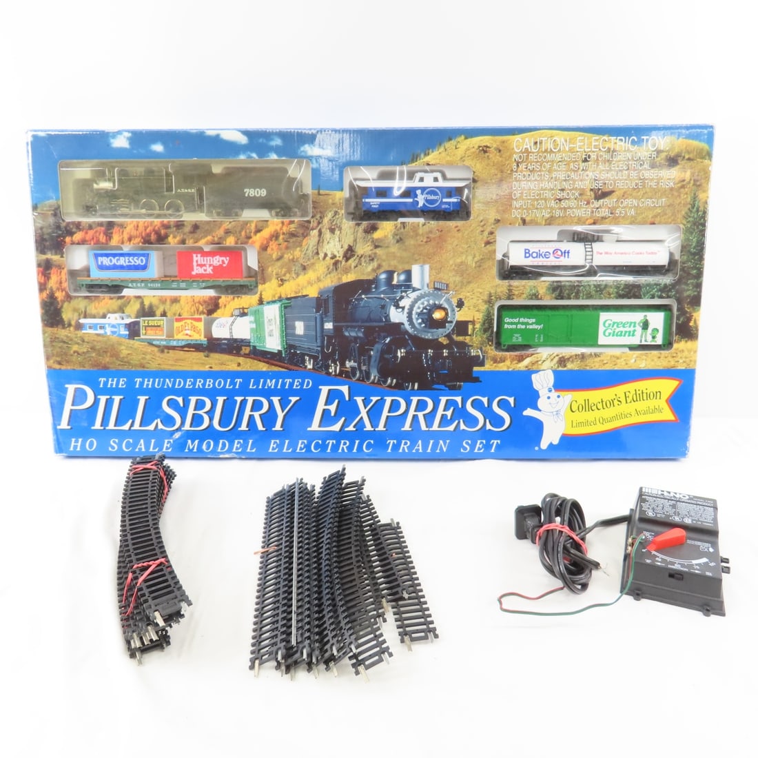 Pillsbury Express HO Train Set in Box (1 of 7)