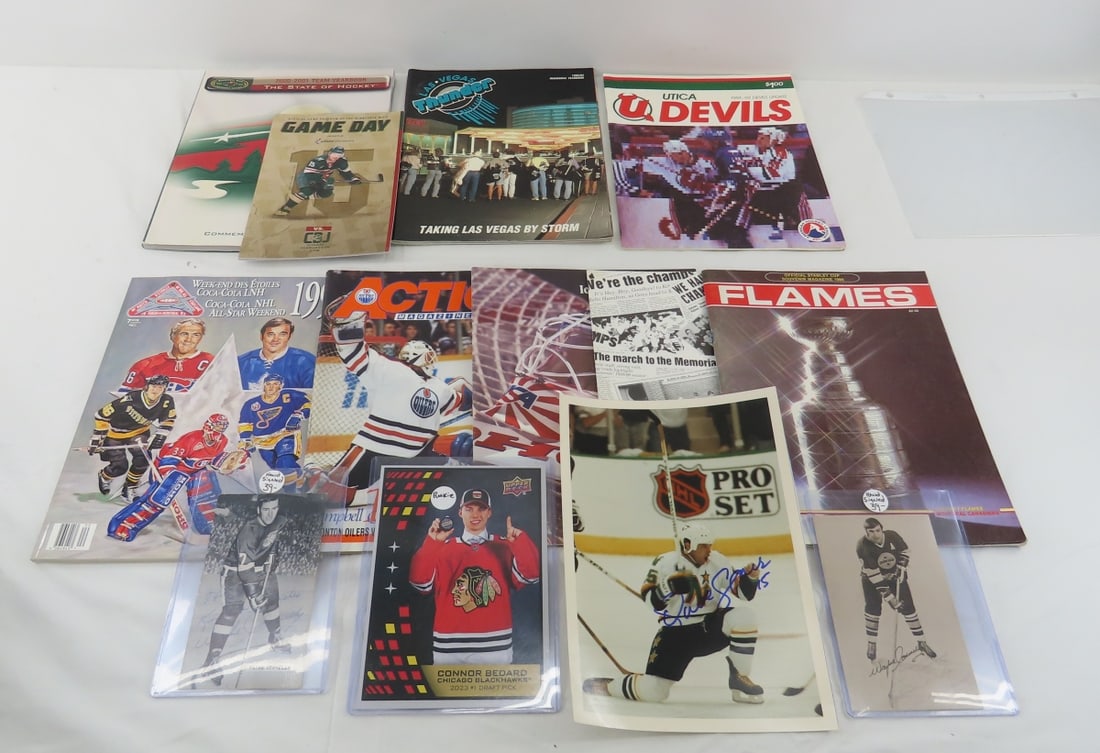 NHL, MN Wild & Hockey Yearbooks & Collectibles (1 of 13)