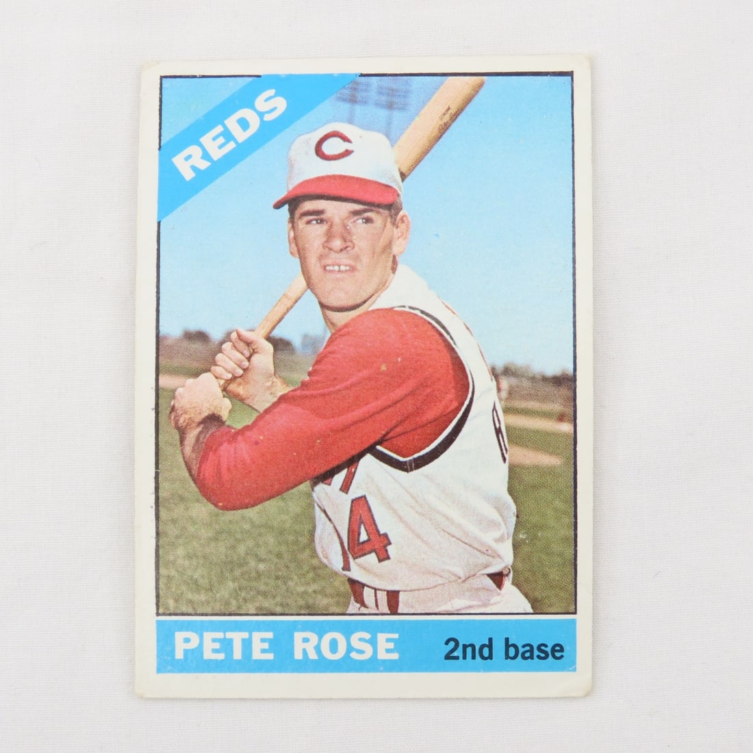 1966 Topps Pete Rose Baseball Card- crease free (1 of 2)