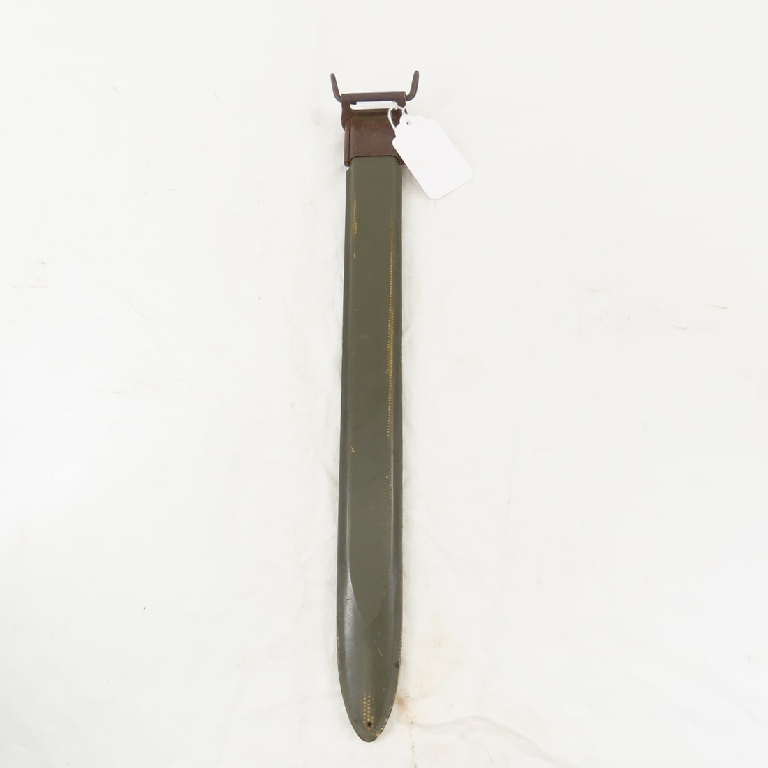 US M3 16inch bayonet scabbard: US M3 16inch bayonet scabbard - Throat marked US with flaming bomb Please ask questions and read terms & conditions before bidding.