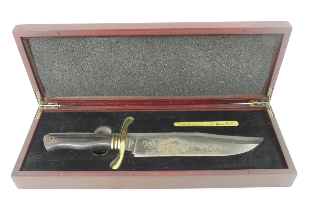 NWTF Stone River Commemorative Bowie Knife (1 of 14)