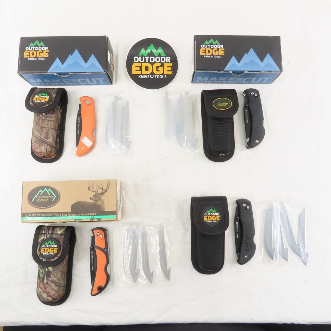 4 Outdoor Edge RazorSafe Knives (1 of 13)