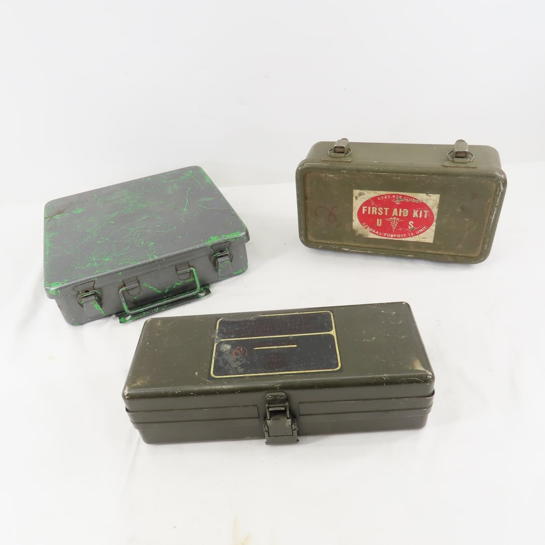 First Aid Kit Metal Boxes (1 of 15)