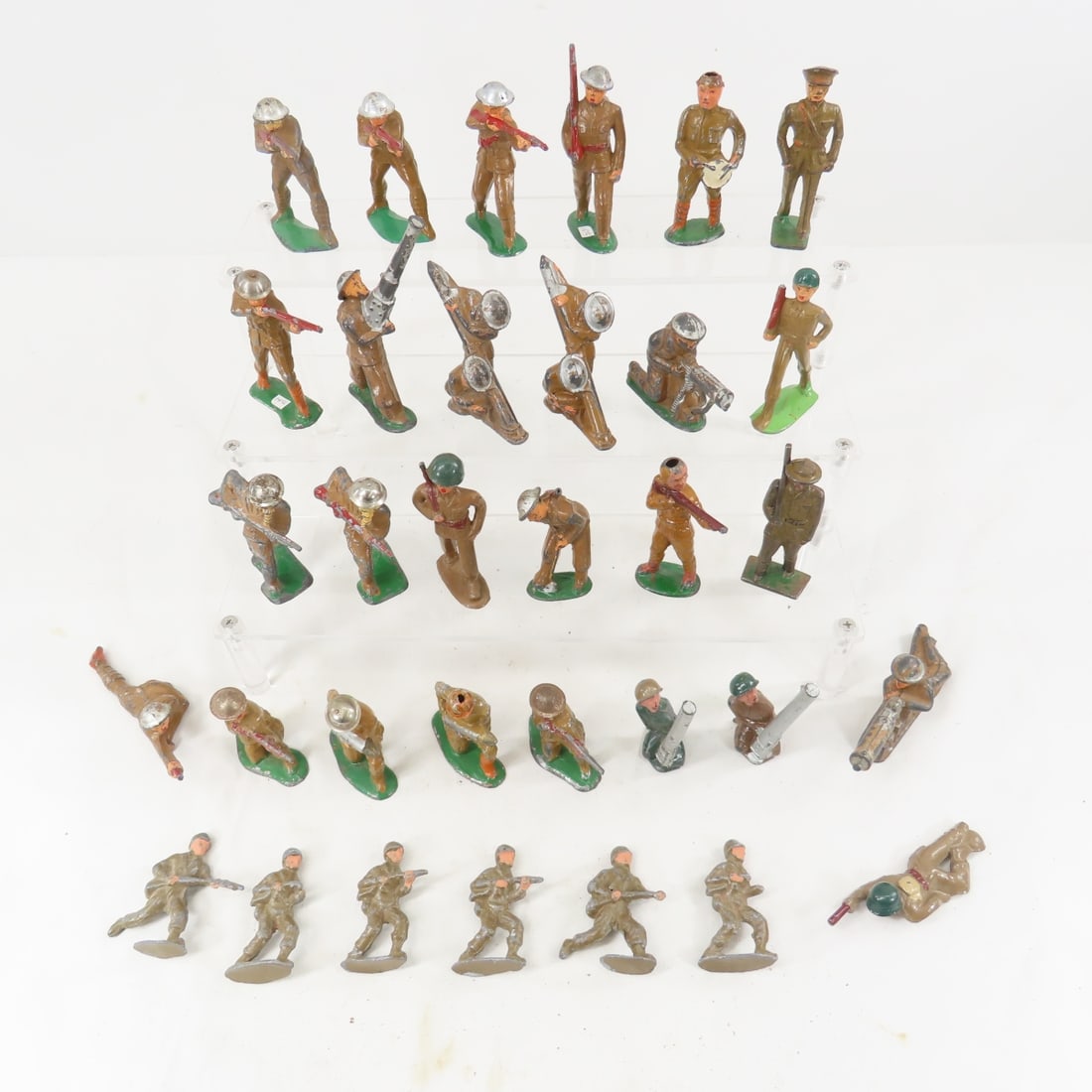 Military Toy Soldiers: Military Toy Soldiers - Lead Please ask questions and read terms & conditions before bidding.