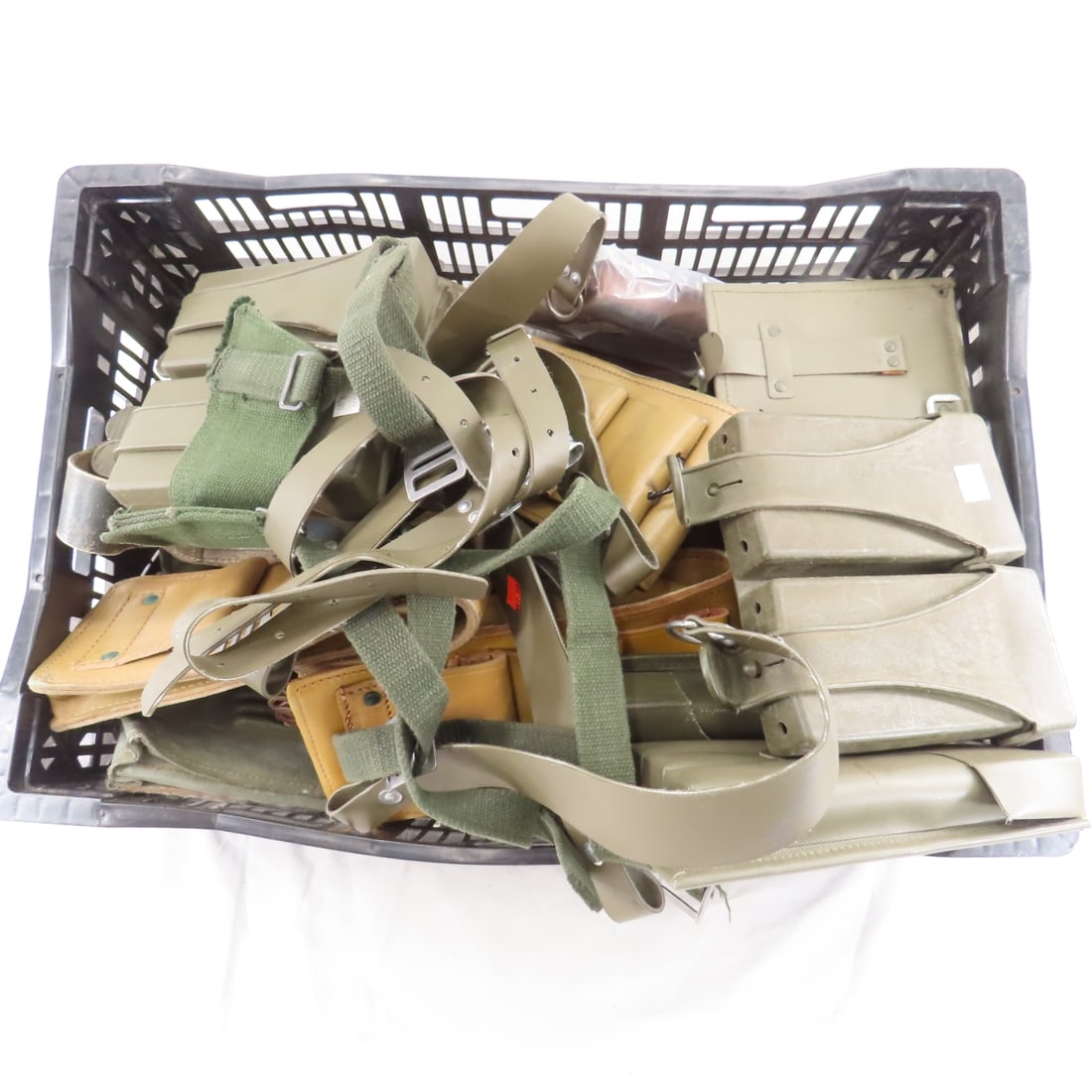 Tote of leather pouches / holsters: Tote of leather pouches / holsters - Please ask questions and read terms & conditions before bidding.
