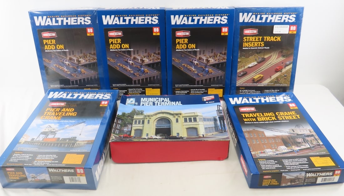 7 Walthers HO Scale Model Kits, Pier and More (1 of 12)