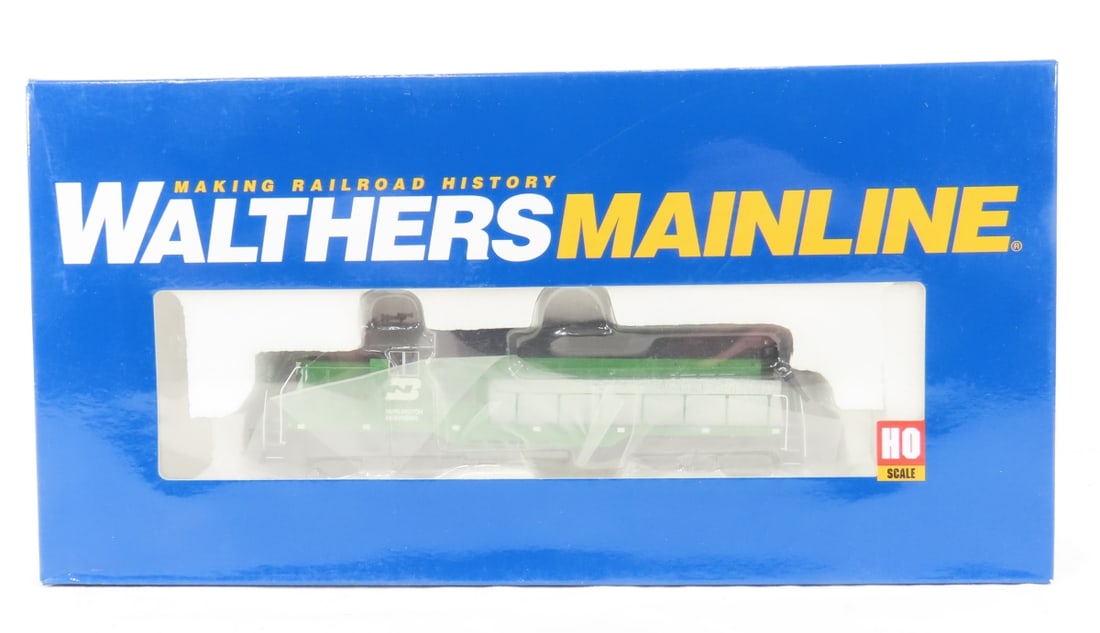 Walthers Mainline EMD GP9 Ph II Locomotive: Walthers Mainline EMD GP9 Ph II Locomotive - Burlington Northern #1777 910-20403 NIB Please ask questions and read terms & condition before bidding.