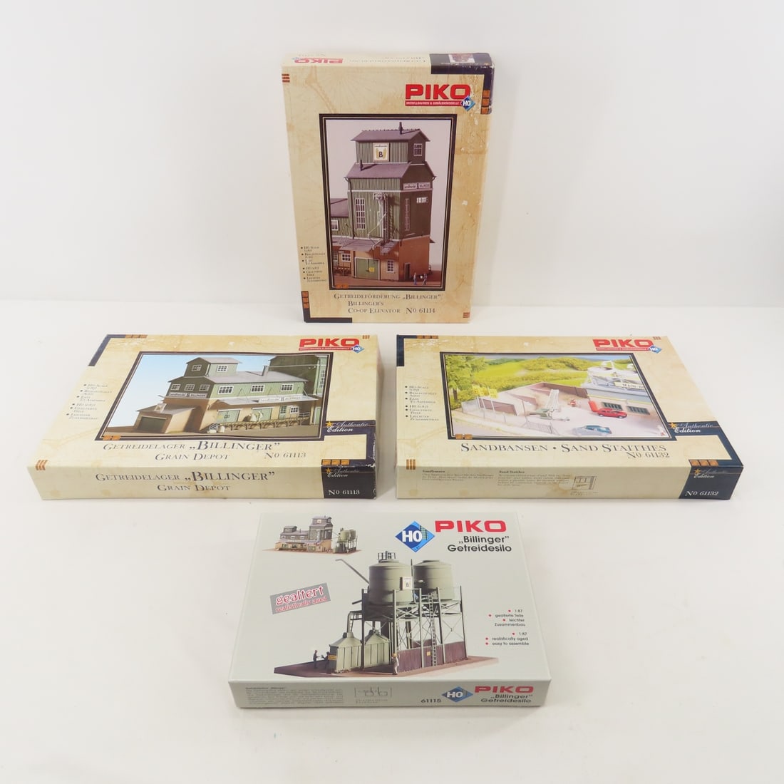 4 PIKO HO scale model kits sealed (1 of 11)