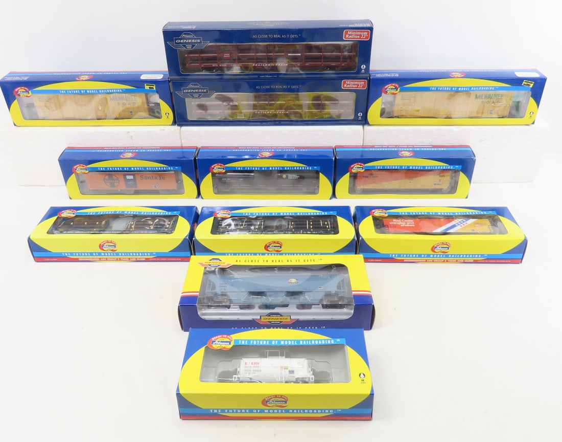 12 Athearn HO Scale train cars NIB (1 of 14)