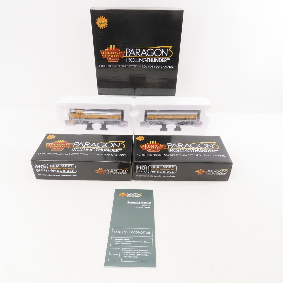 Paragon with Rolling Thunder Locomotive #4844 NIB (1 of 16)