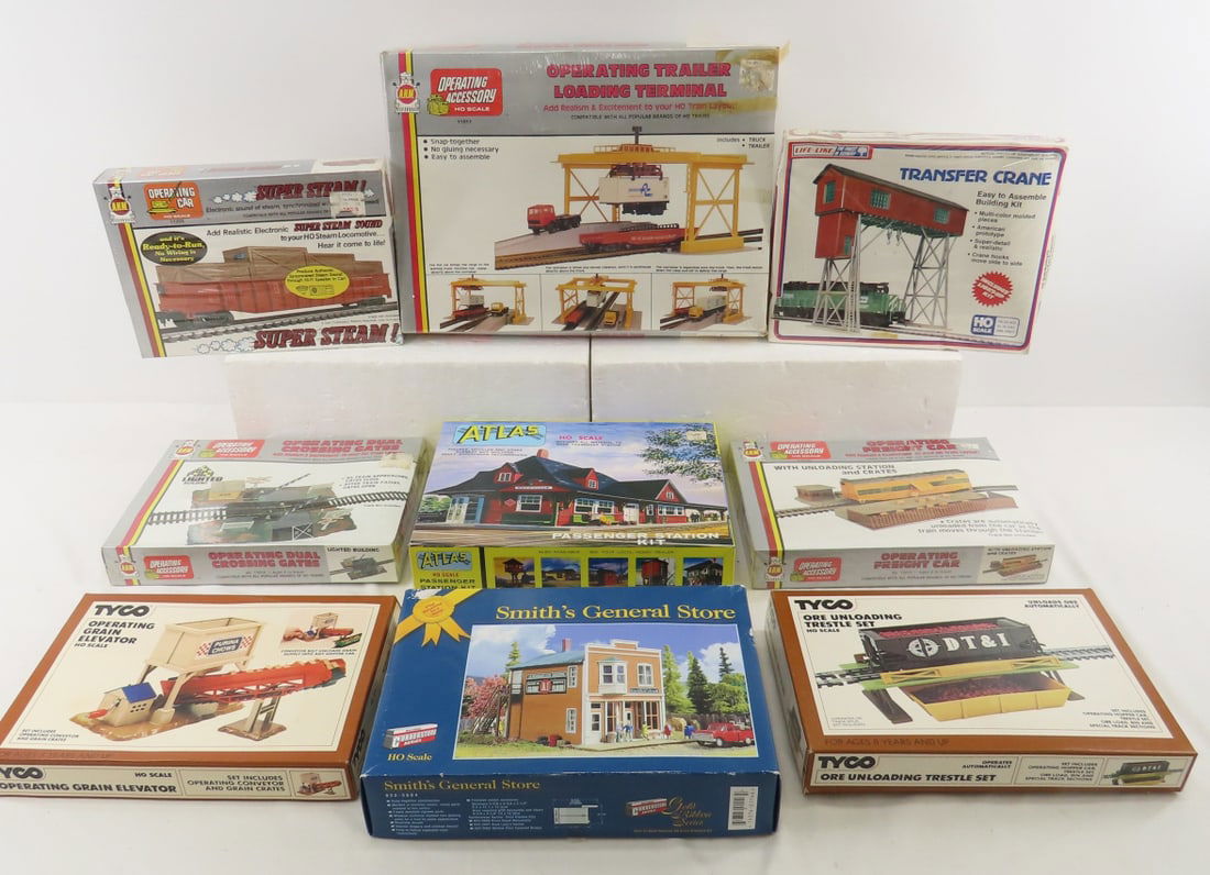 9 HO Scale Model Kits Most Sealed NIB (1 of 14)