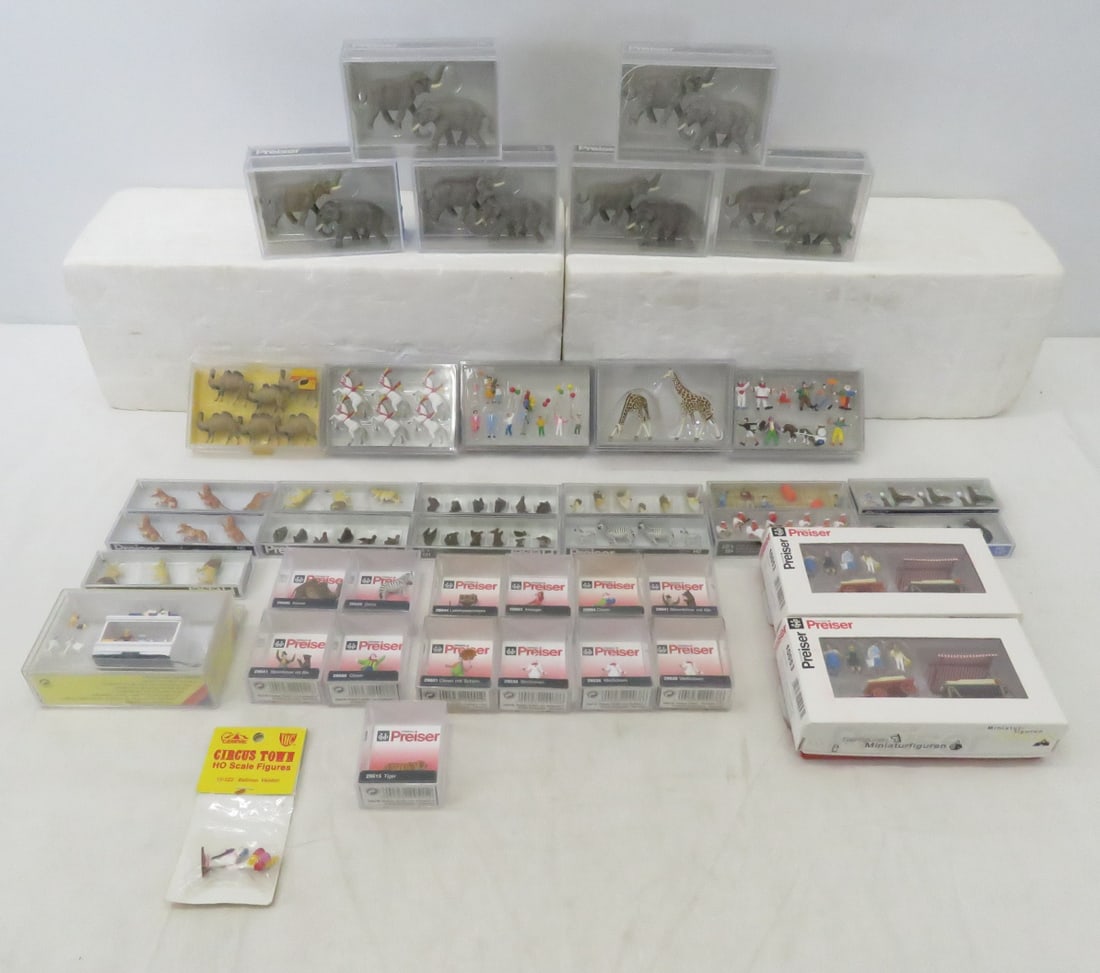 Preiser HO Circus Animals & accessories NIP: Preiser HO Circus Animals & accessories NIP - 35+ individual sets NIP Please ask questions and read terms & condition before bidding.