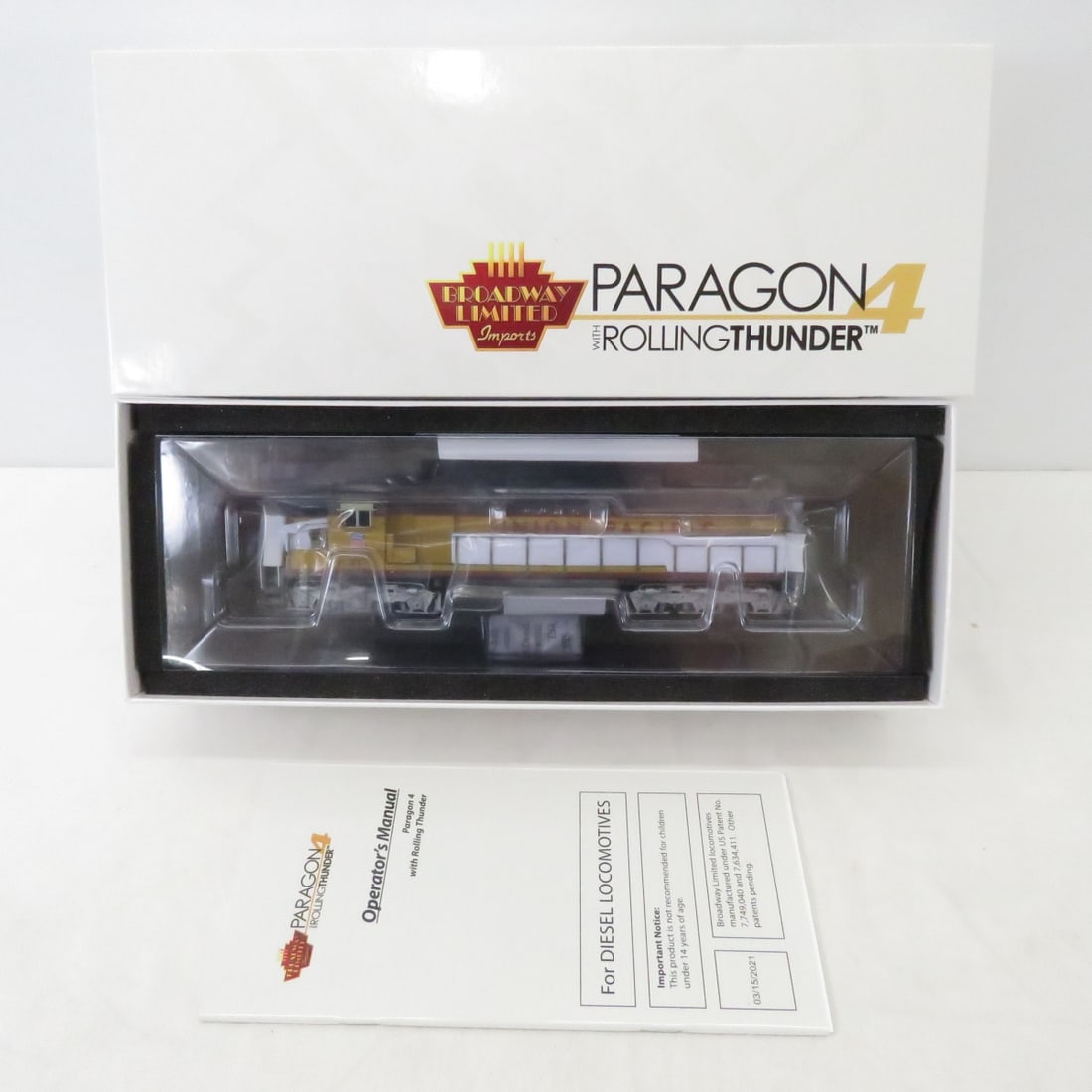 Paragon with Rolling Thunder Locomotive 4296 NIB (1 of 3)