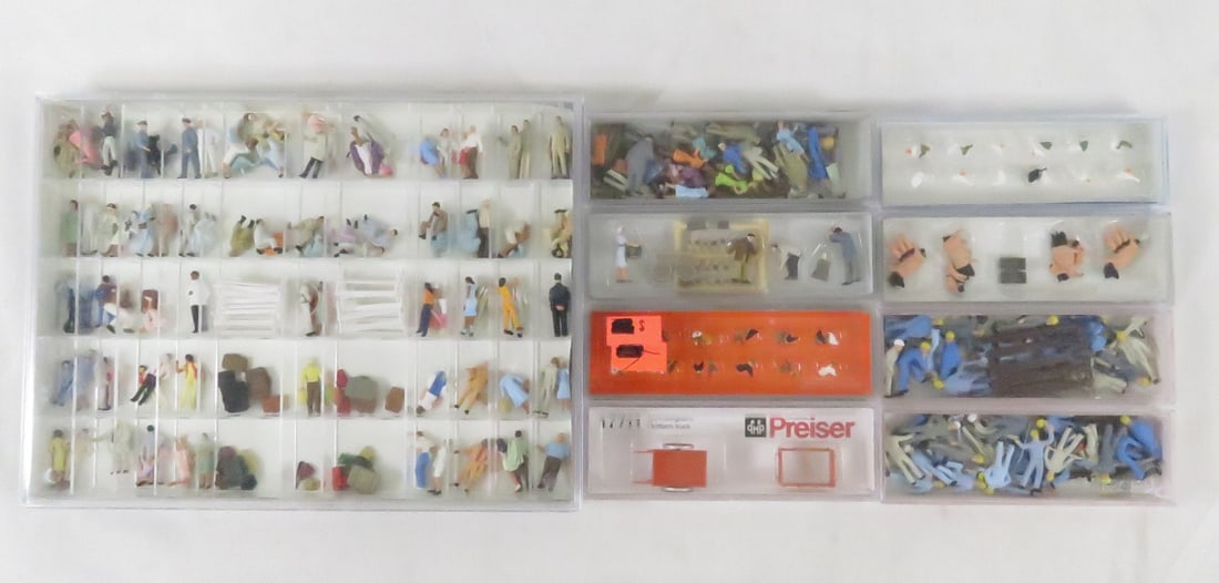 100+ Preiser HO 1:87 Figures-some loose, some sets (1 of 6)