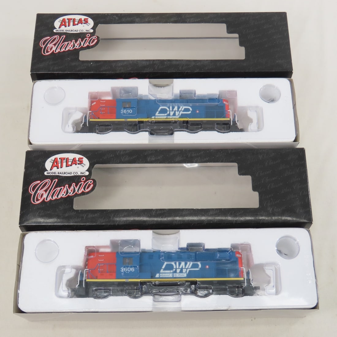 2 Atlas Classic HO DWP Locomotives NIB: 2 Atlas Classic HO DWP Locomotives NIB - #8783 ALCO RS-11 Duluth Winnipeg & Pacific #3606 & #8784 ALCO RS-11 Duluth Winnipeg & Pacific #3610 Please ask questions and read terms & condition before bidd
