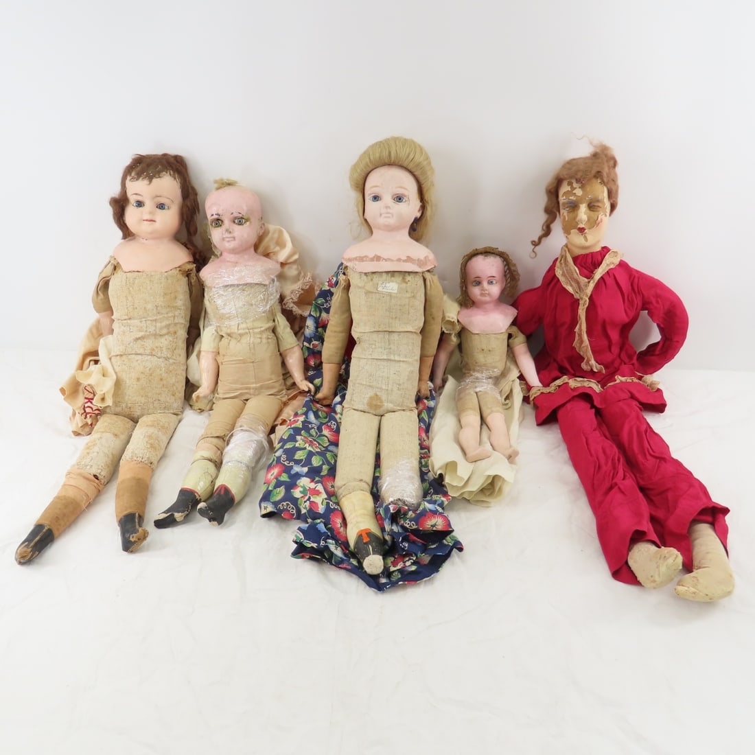 4 Distressed Paper Mache Head & 1 Boudoir Doll (1 of 20)