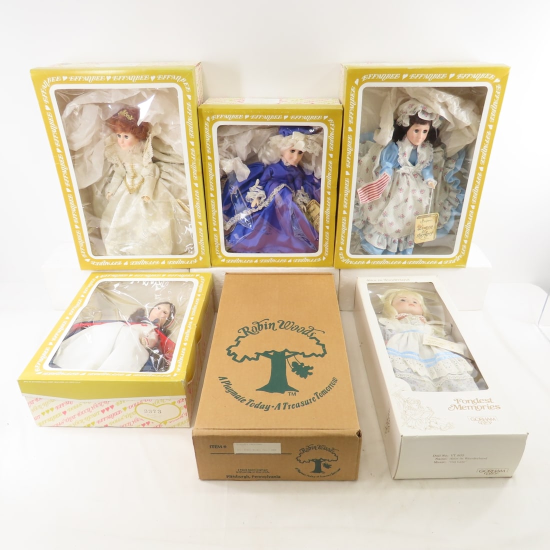 Robin Woods, Gorham & 4 Vintage Effanbee Dolls: Robin Woods, Gorham & 4 Vintage Effanbee Dolls - all in boxes- have been displayed. Christmas Scarlet by Robin Woods, Alice in Wonderland by Gorham and 4 Effanbee: Queen Elizabeth, Martha Washington,