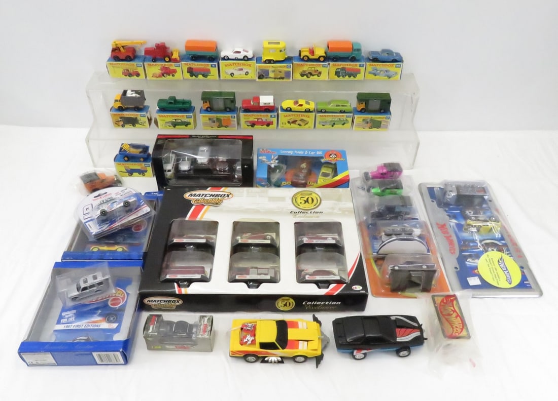 45 Hot Wheels, Matchbox, Some on cards & More (1 of 20)