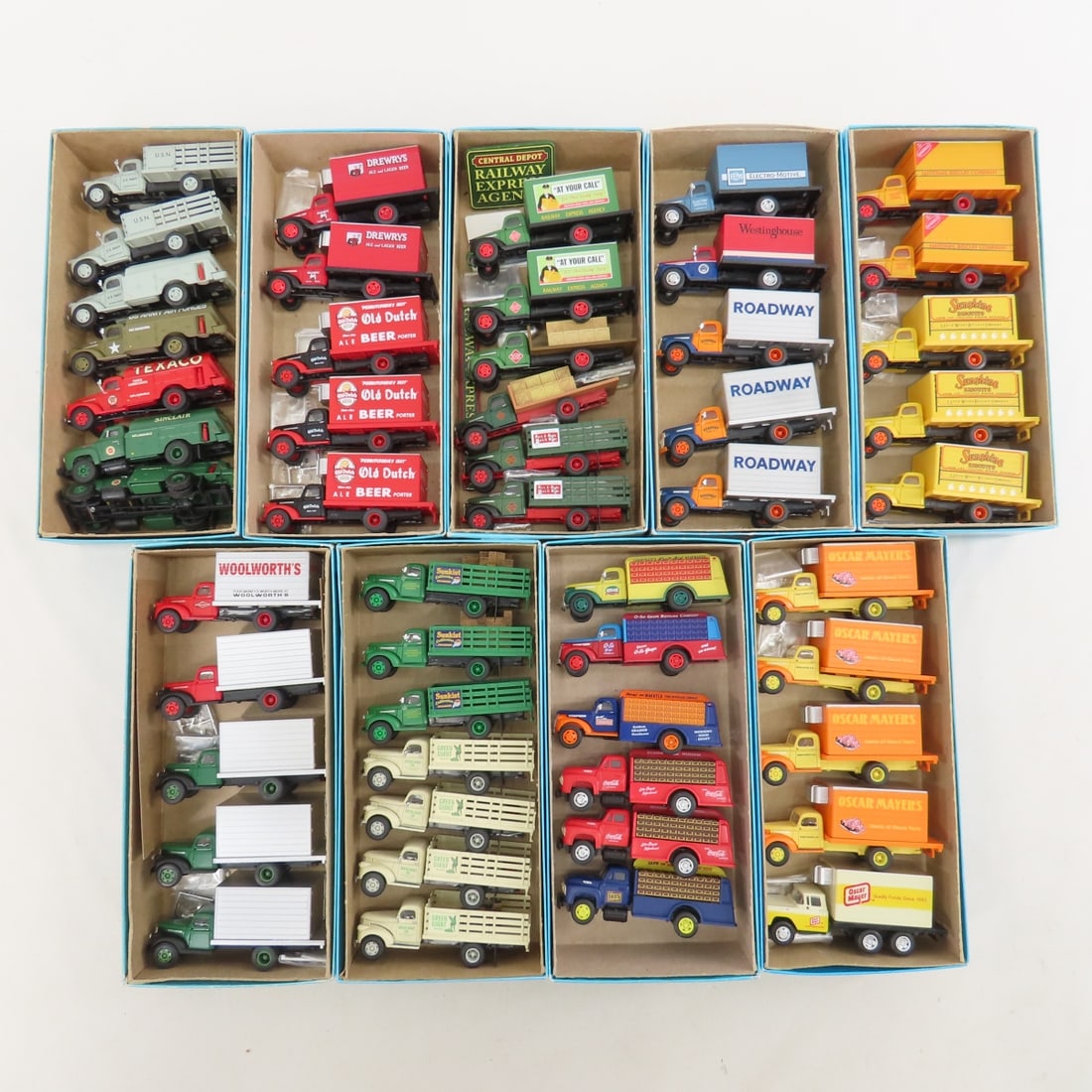 51 HO Model Cars & Trucks- 1941-46 (1 of 6)