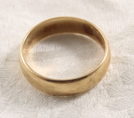 14k Gold Size 9 Ring 5.3 Grams (1 of 4)