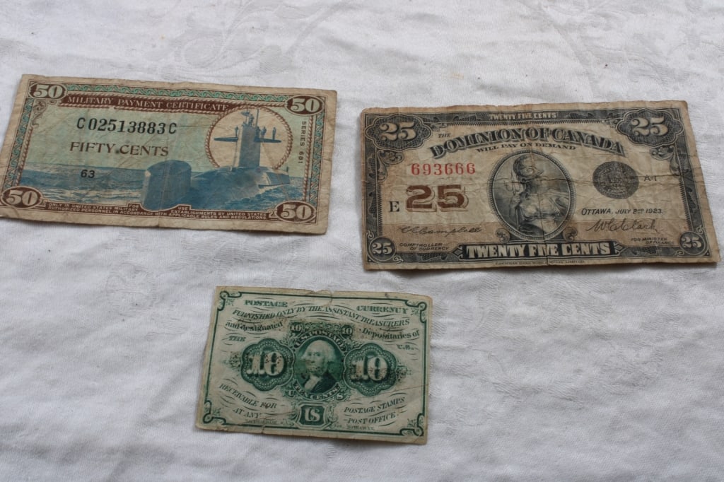 1862 Postage, 1969 Sub Space 50 cent, Fractional: 1862 Postage, 1969 Sub Space 50 cent, Fractional - 1862 Postage Currency, U.S. Military Payment Certificate with Submarine & Spacewalk, Canadian Fractional Currency 25 cent all as pictured. Please ask