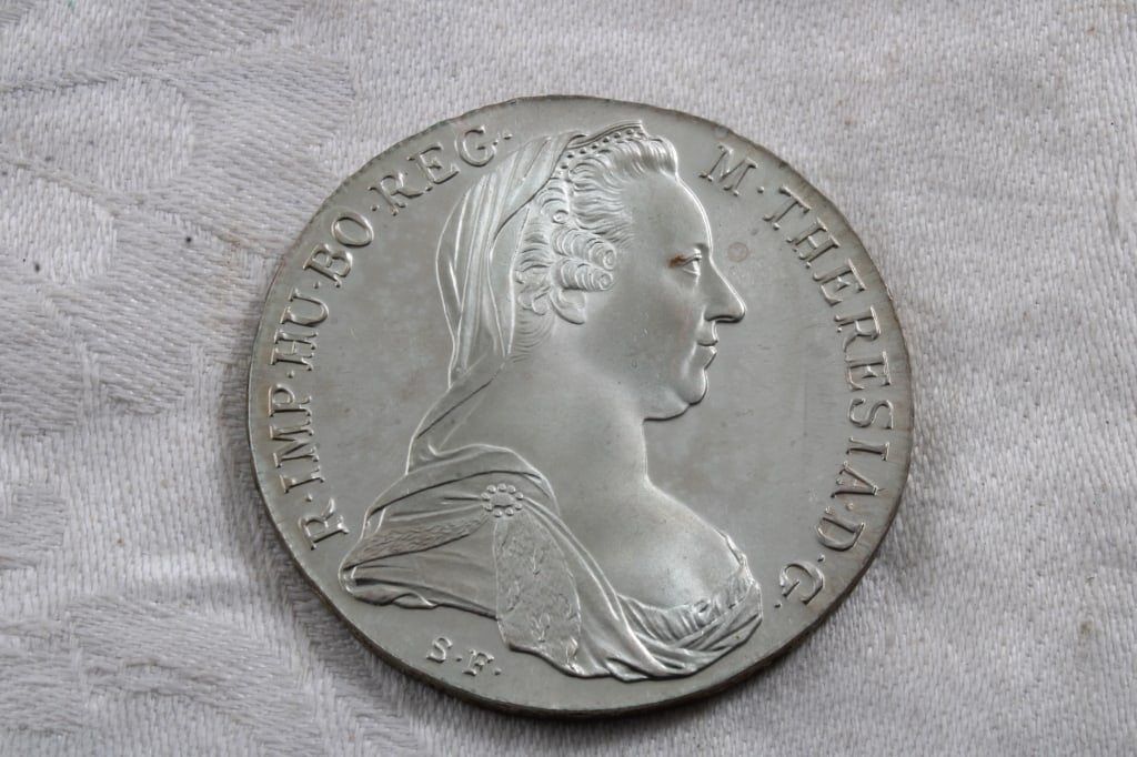 1780 Thaler Maria Theresa Restrike Silver Coin: 1780 Thaler Maria Theresa Restrike Silver Coin - 83.3% Silver as pictured. Please ask questions and read terms & conditions before bidding.