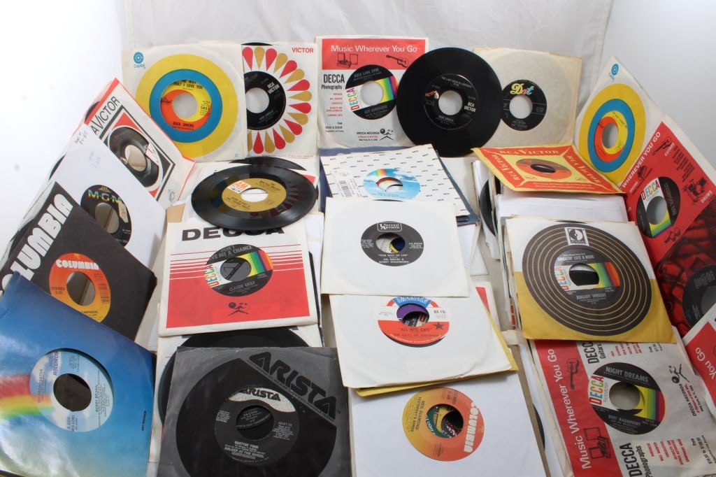 100 45rpm Records Various Genres (1 of 18)