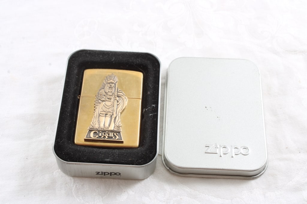 1996 Cigar Store Indian Brass Zippo Lighter NOS (1 of 12)