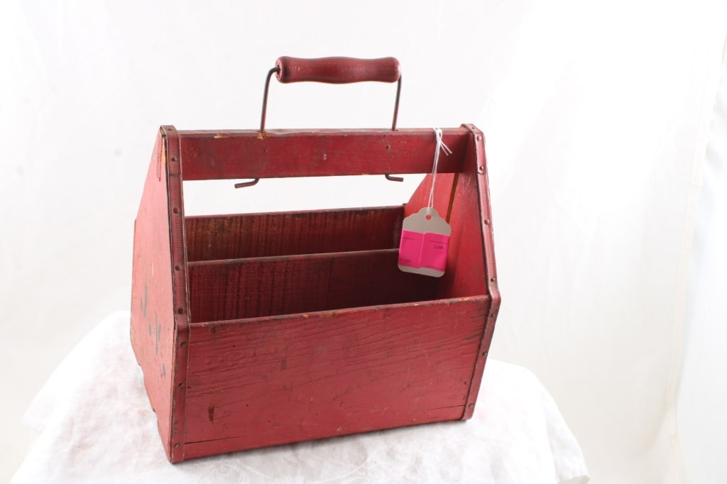 Coke WWII Painted War Wings Wood Bottle Carrier (1 of 10)