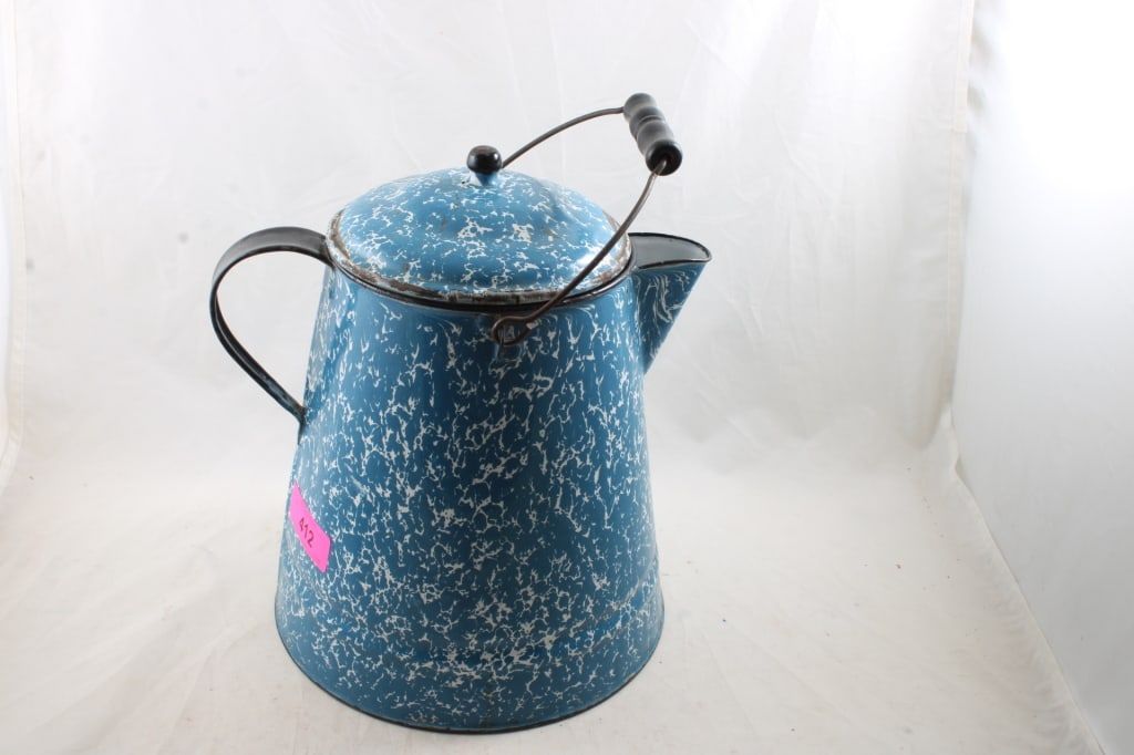 Blue Swirl Graniteware Cowboy Coffee Pot (1 of 11)