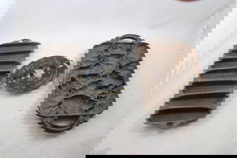 Cast Iron Griswold Dampener, Puzzle Mold, Corn Pan: Cast Iron Griswold Dampener, Puzzle Mold, Corn Pan - Cast Iron Griswold Dampener, Animal Puzzle Mold by John Wright & Cast Iron Corn Bread Pan. All as pictured. Please ask questions and read terms & c