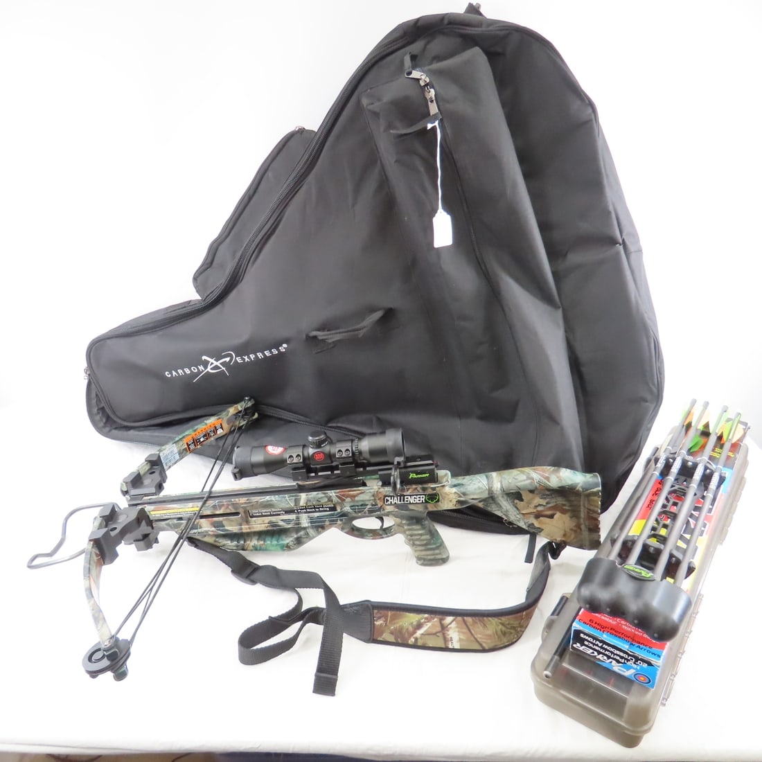 Parker Challenger Crossbow, scope, arrows and case (1 of 20)