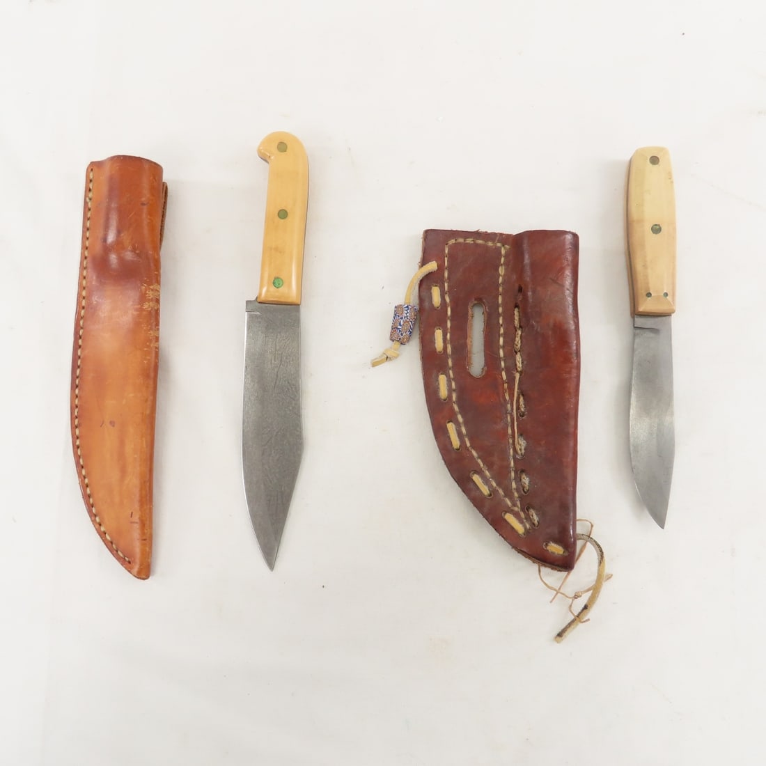 2 Hunke fixed blade knives with sheaths (1 of 20)