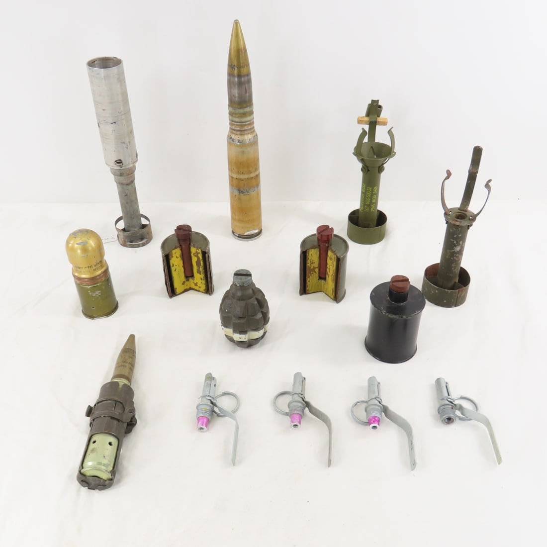 WWII US Army Inert Dummy Training Items (1 of 19)