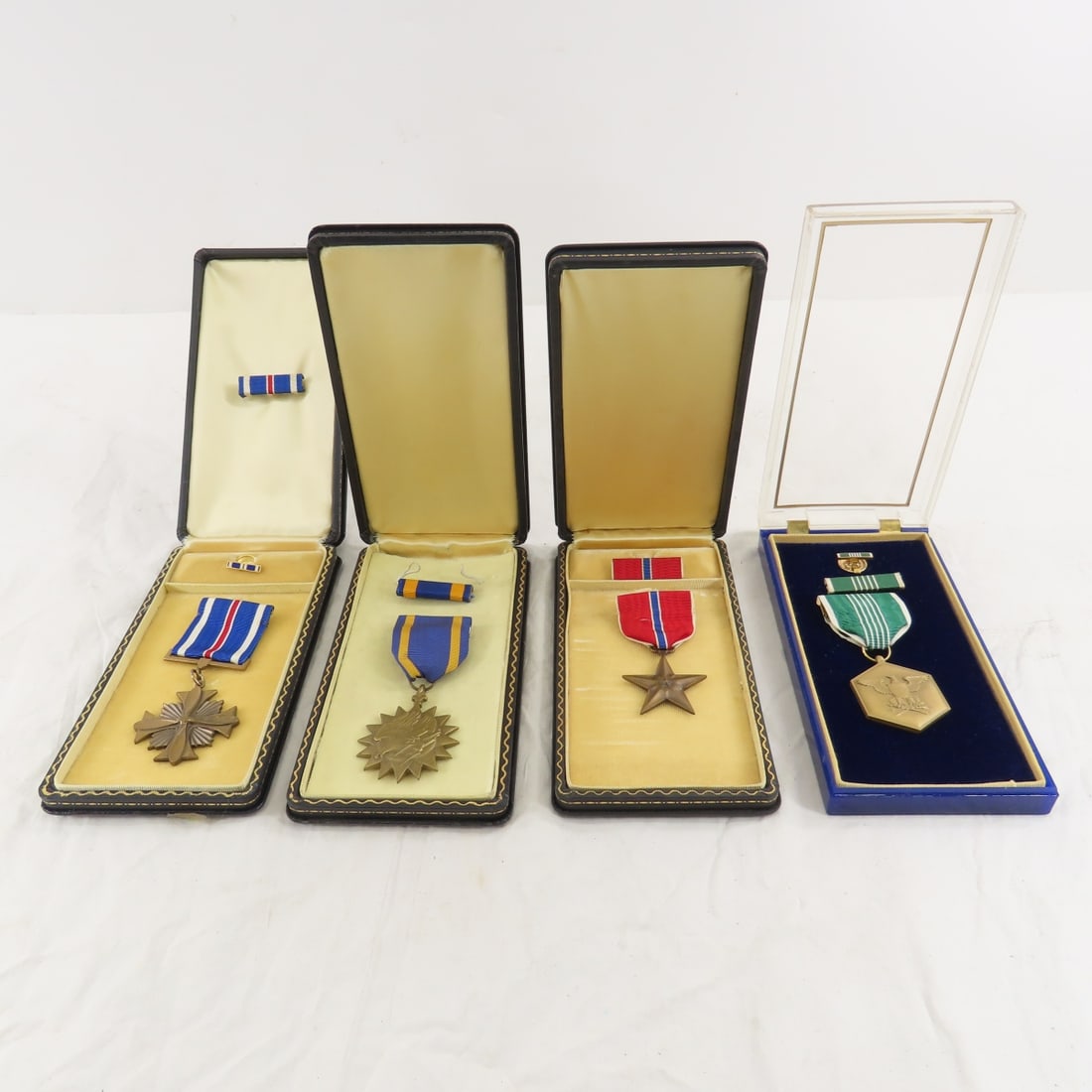 US Military Bronze Star, Air Medal, Flying Cross (1 of 16)