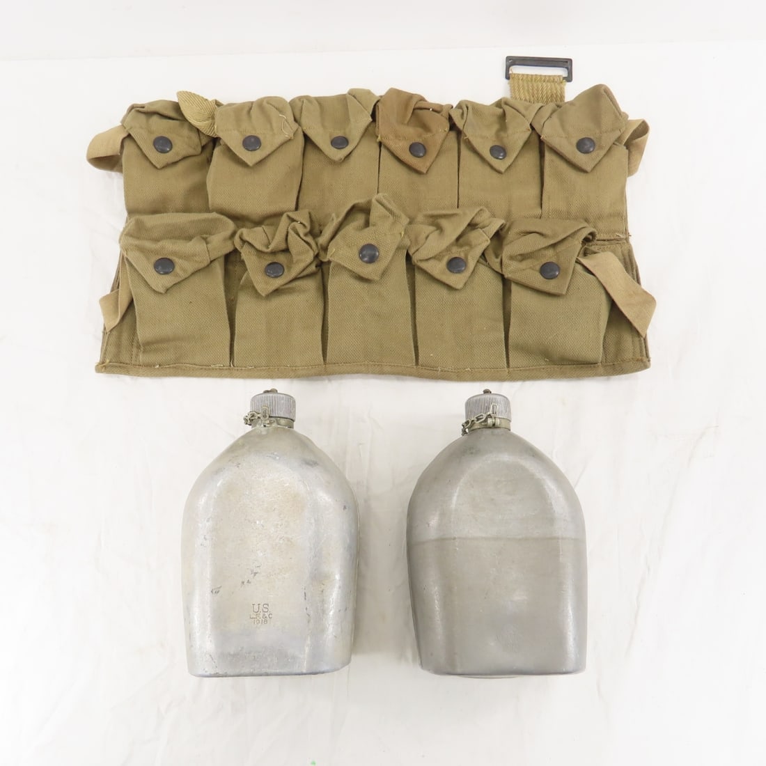 WWI Grenade Vest and 2 Canteens (1 of 9)
