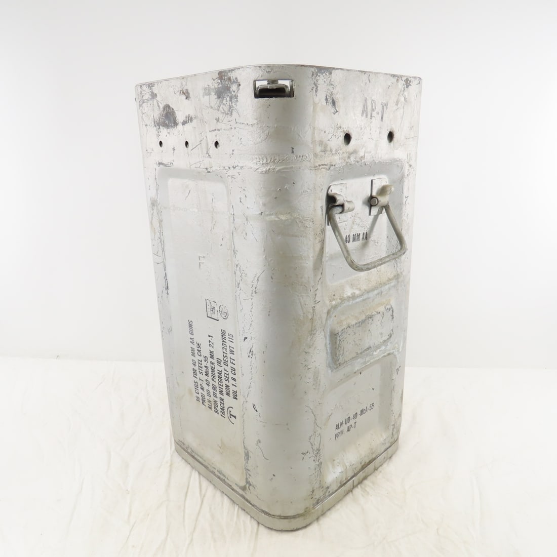 WWII USN .40mm Ammo Box (1 of 8)