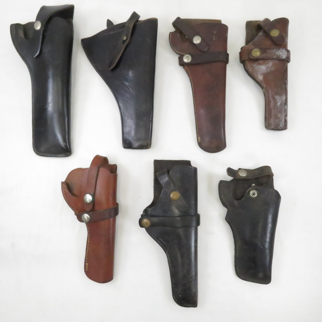 7 Vintage Leather Holsters- Hunter, Boyt (1 of 20)