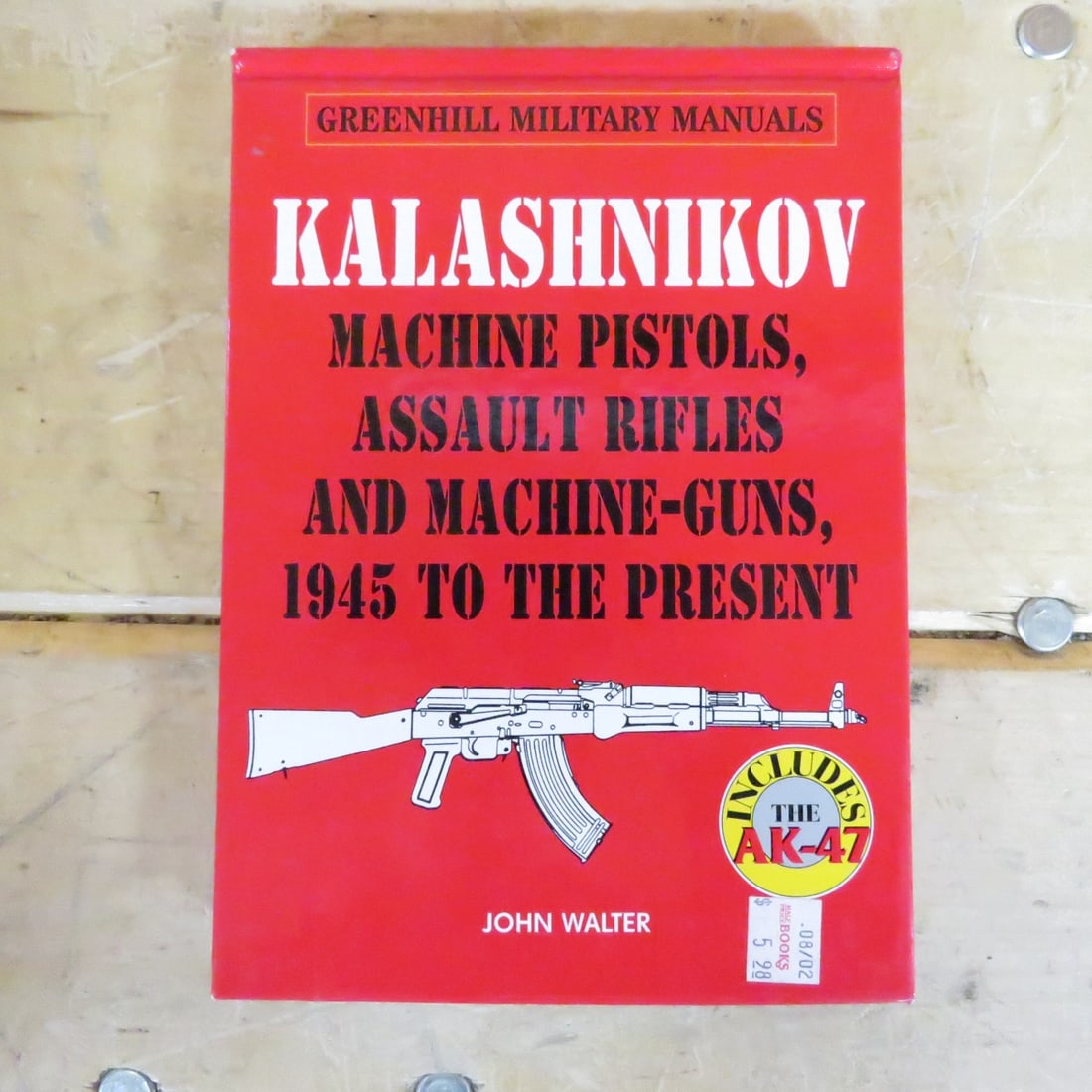 Kalashnikov: Machine Pistols, Assault Rifles Book (1 of 13)