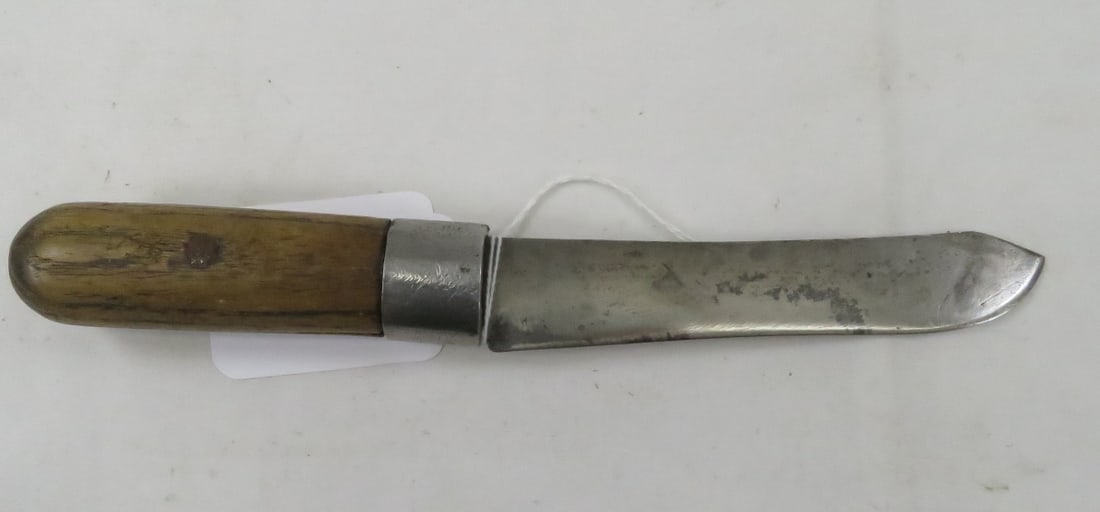 Early 1800's English Trade Belt Knife (1 of 6)