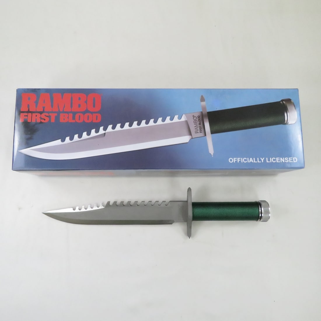 Rambo First Blood Sawback Knife in box (1 of 20)
