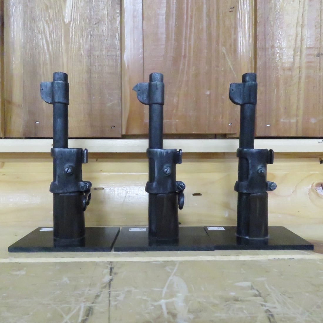 1903 Springfield Bayonet Stands: 1903 Springfield Bayonet Stands-Qty 3: Resin Replica of Springfield 1903 Rifle. Holds M1905, M1942, and M1 bayonets. Please ask questions and read terms & conditions before bidding.