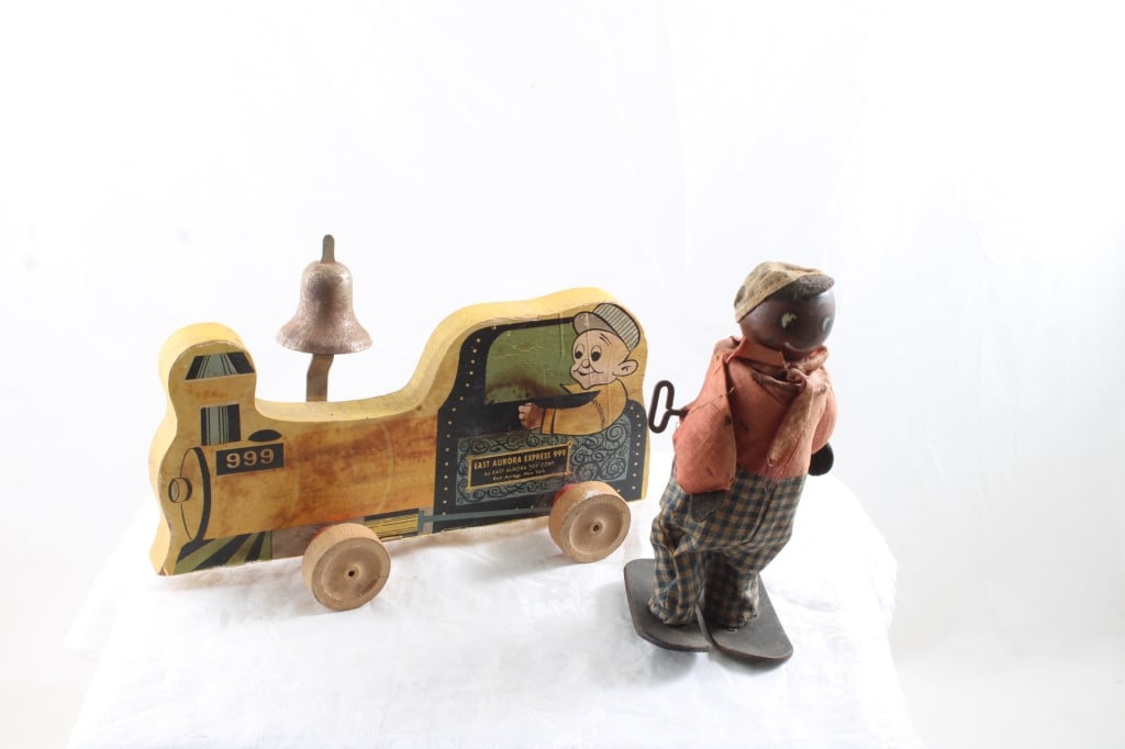 Wind Up Folk Art Walking Toy, Pull Toy Train (1 of 19)