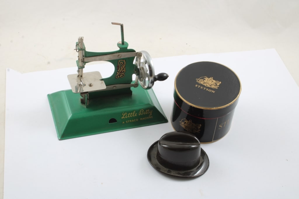 Little Dolly Sewing Machine, Stetson Fedora Sample (1 of 11)