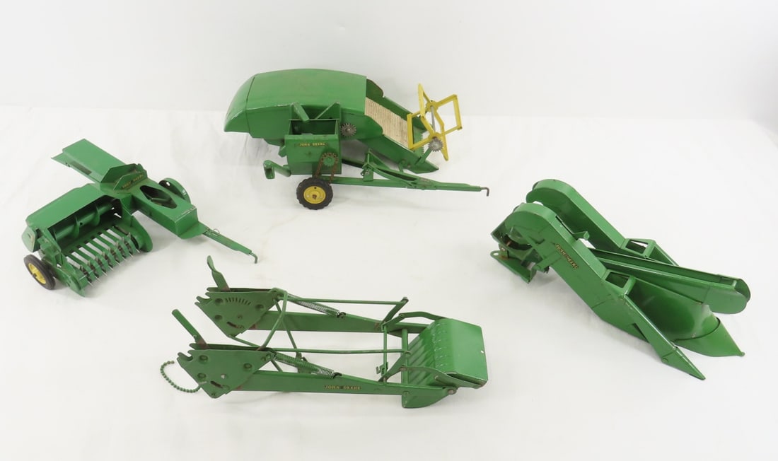 Eska John Deere Picker, Baler, Combine & Loader (1 of 20)