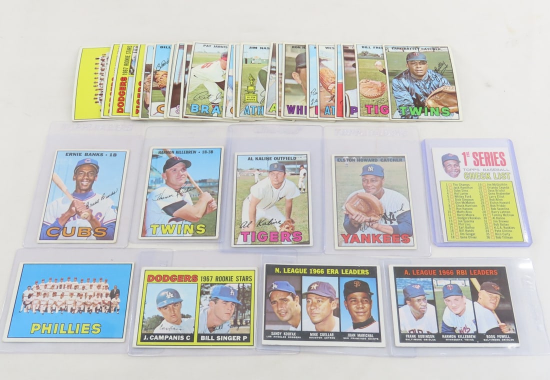 20+ 1967 Topps Baseball Cards - Banks, Kaline: 20+ 1967 Topps Baseball Cards - Banks, Kaline - Killebrew, Howard and others Please read terms & conditions and ask questions before bidding.